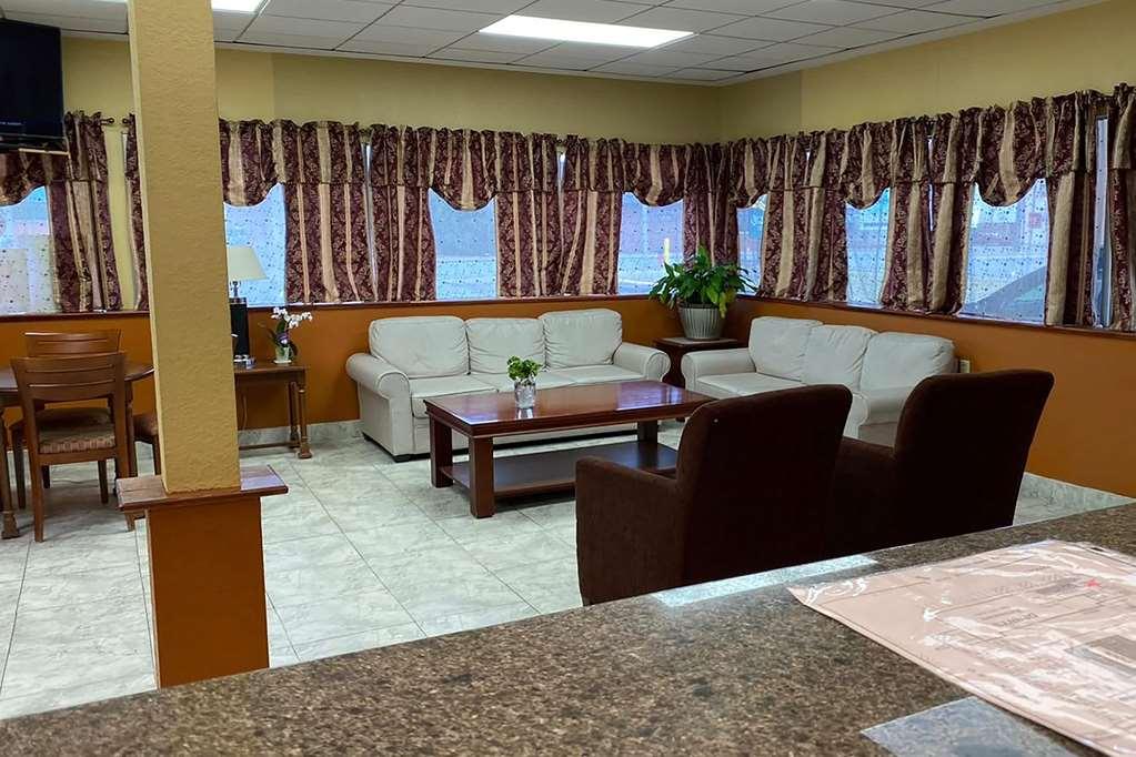 Ramada By Wyndham Rome - Verona Interior photo