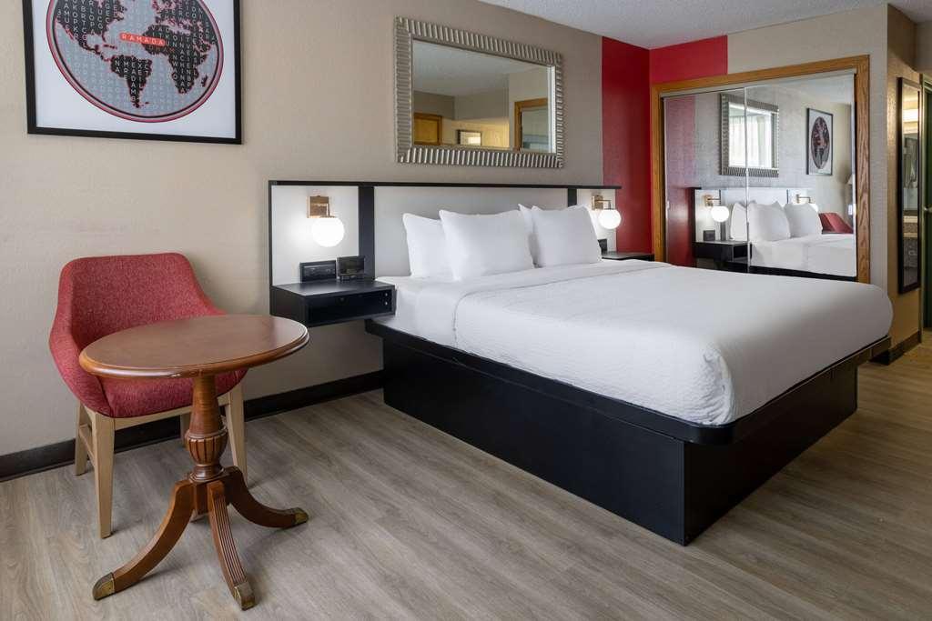 Ramada By Wyndham Rome - Verona Room photo